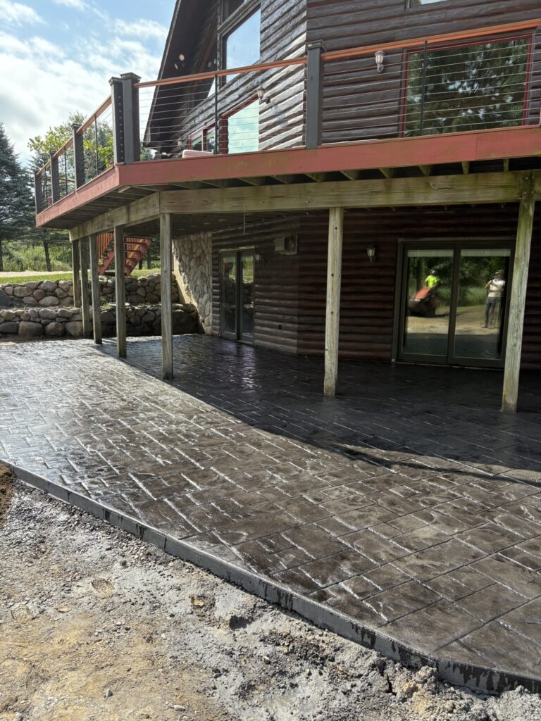 stamped concrete in novi, stamped concrete contractors in novi, stamped concrete in mi, stasmped concrete specialists